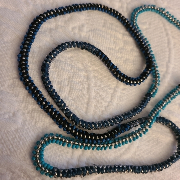 ⭐️40% Off⭐️ Loft Long Blue Beaded Ball Chain Necklace - Picture 9 of 10